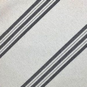 Tela Raya Arequipa Negra