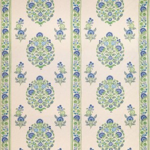 Tela Lino Kashimir Royal Blue es un dibujo de flores en forma de árbol con vivos colores verdes y azules, y guardas con flores decorativas