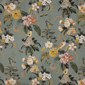 Tela de lino y viscosa con fondo verde agua y estampado de flores y pájaros.